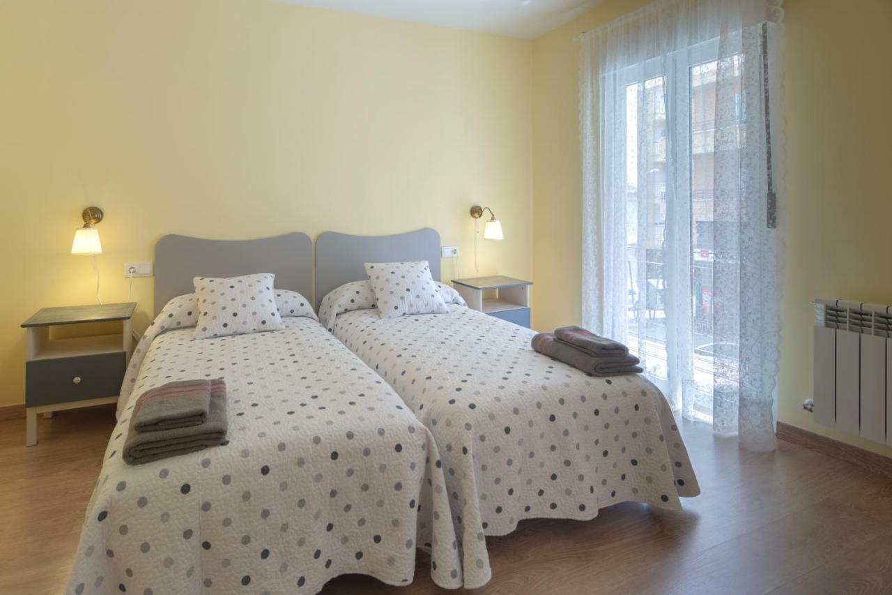 Rio Duero 1 Apartment *